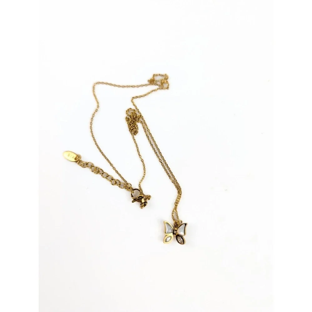 18 inch‎ 18K Gold Plated Chain Necklace with Mother of Pearl Butterfly Pendant